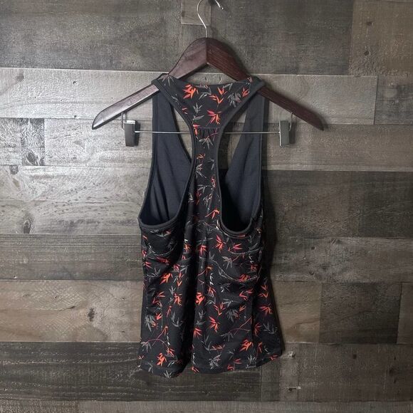 The North Face Womens Tank Medium - Picture 3 of 3